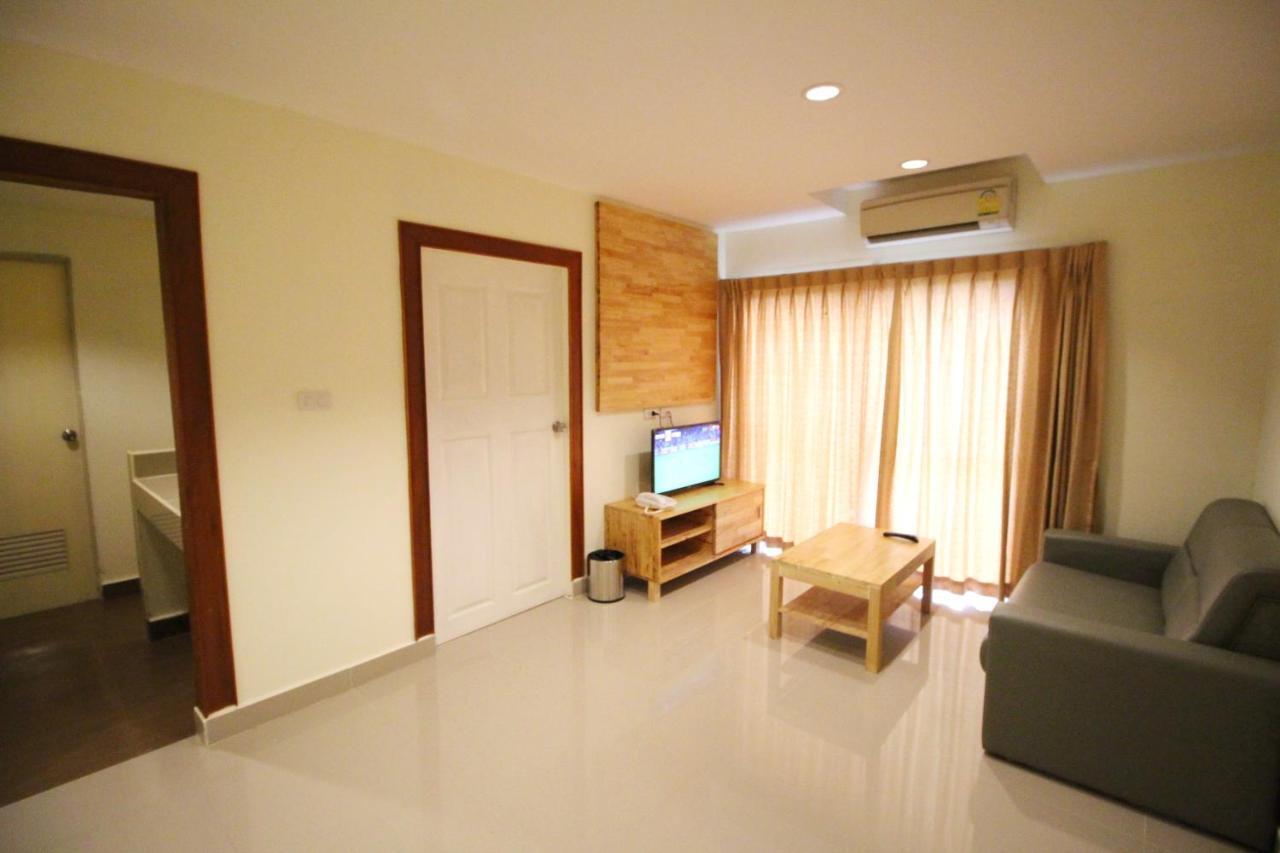 Lee Place Phatthanakan Condo Bangkok Exterior foto